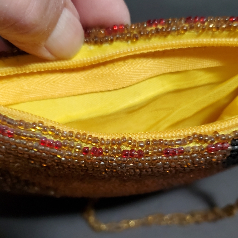 Beaded bag - Picture 3 of 8